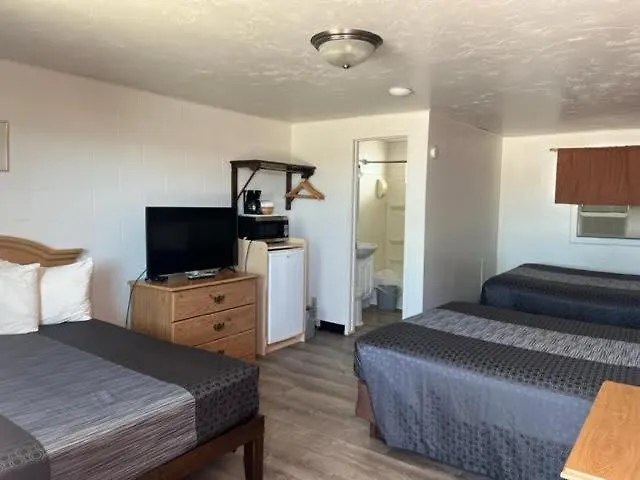 Motel Auto & Rv Park 2*
